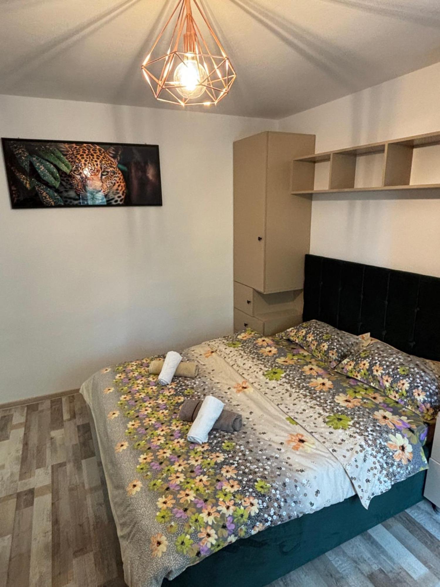 Select Apartament Bvd Stefan Cel Mare Ясси Екстер'єр фото